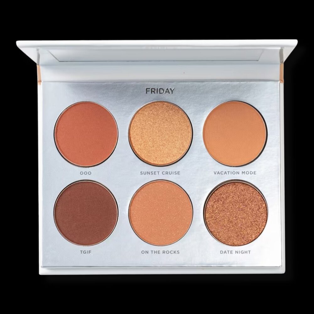 NIB - PUR On Point Friday Eyeshadow Palette - Picture 1 of 1